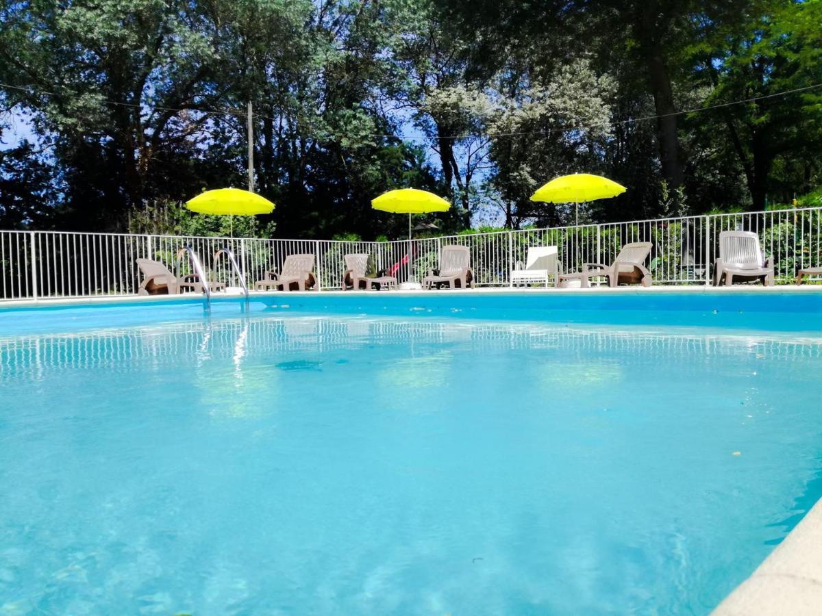 Camping Du Lion Bourg-Saint-Andeol Bagian luar foto