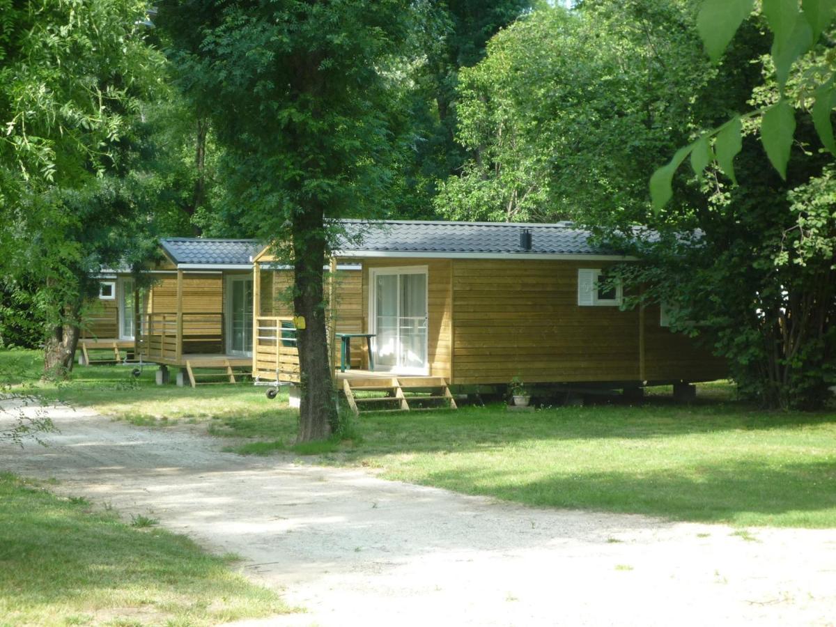 Camping Du Lion Bourg-Saint-Andeol Bagian luar foto