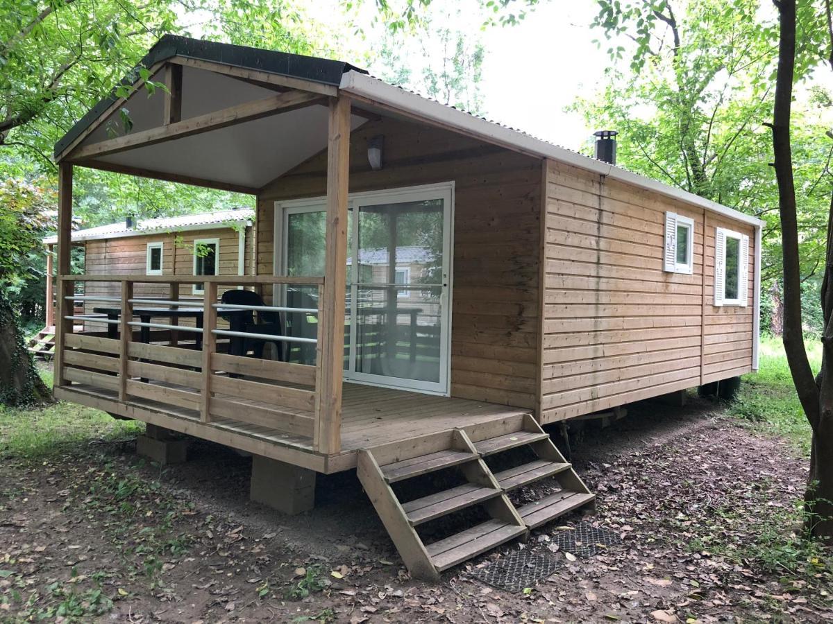 Camping Du Lion Bourg-Saint-Andeol Bagian luar foto