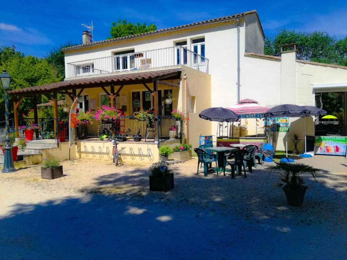 Camping Du Lion Bourg-Saint-Andeol Bagian luar foto