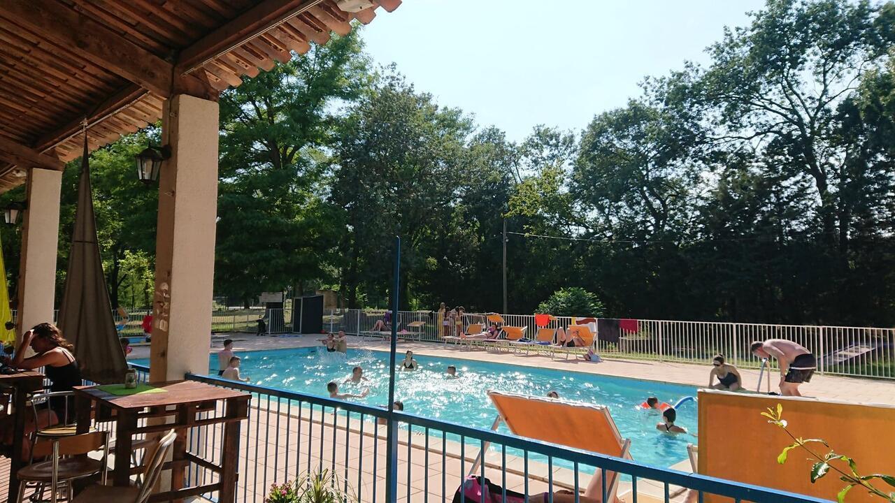 Camping Du Lion Bourg-Saint-Andeol Bagian luar foto
