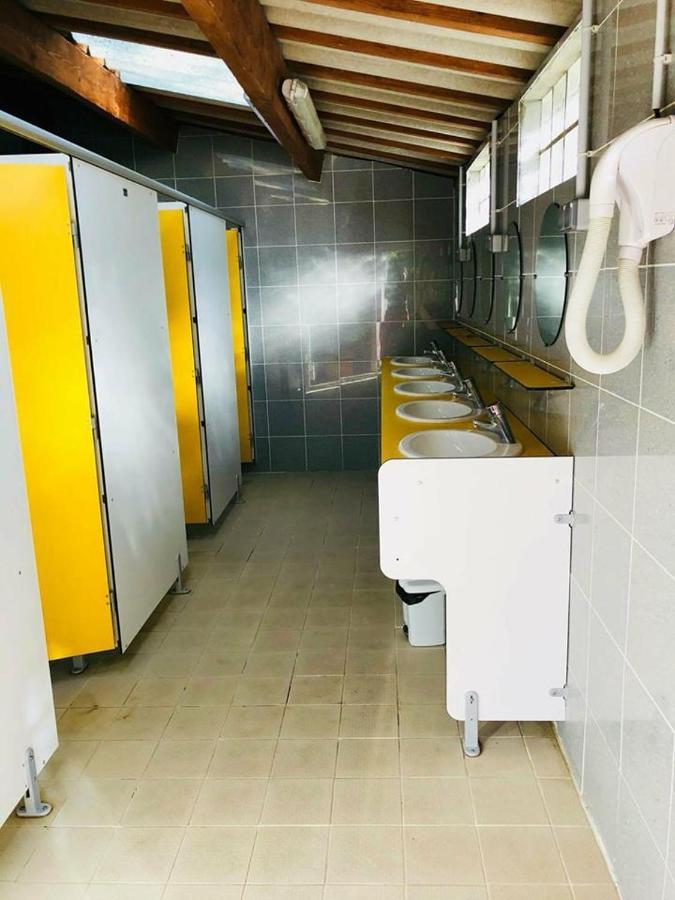 Camping Du Lion Bourg-Saint-Andeol Bagian luar foto