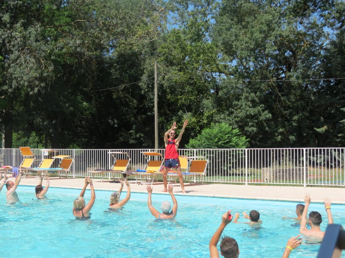 Camping Du Lion Bourg-Saint-Andeol Bagian luar foto